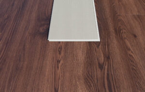 Red Oak Mocha T-Mold