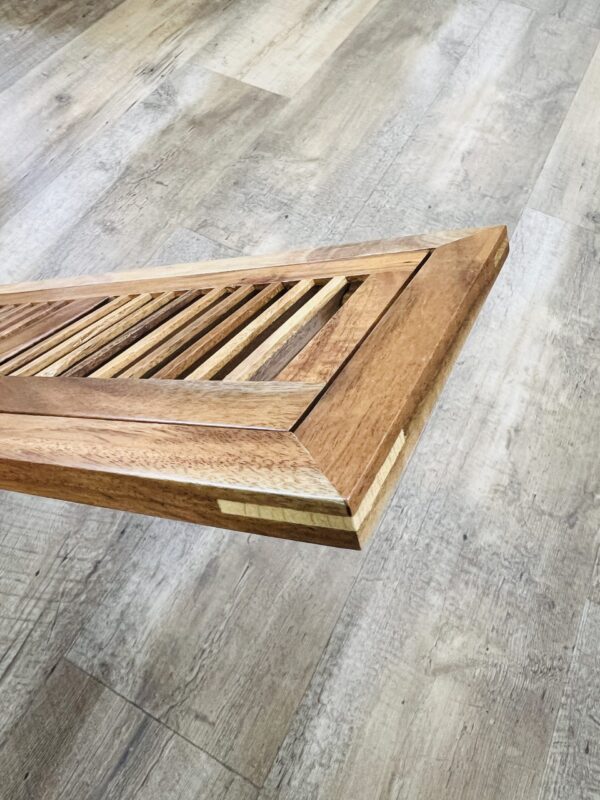Acacia Flush Mount Vent